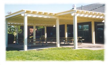 Freestanding cover over picnic bench area
